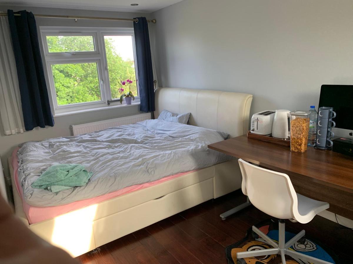 Baoyan Bed & Breakfast London Ngoại thất bức ảnh